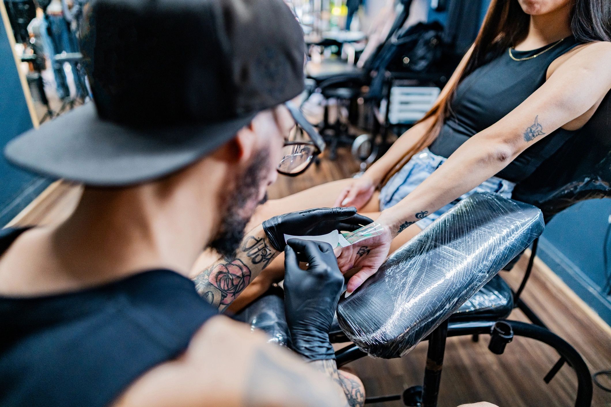 tattoo client session